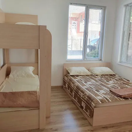 Apartamento Апартамент Катлена Pomorie