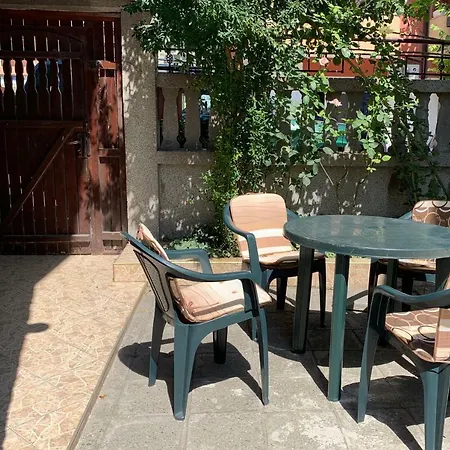 Apartamento Апартамент Катлена