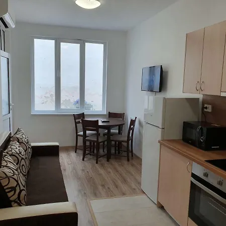 Апартамент Катлена Apartamento Pomorie